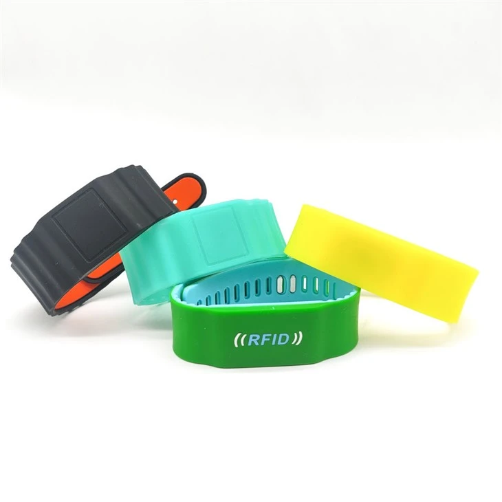 OEM silikonska zapestnica RFID